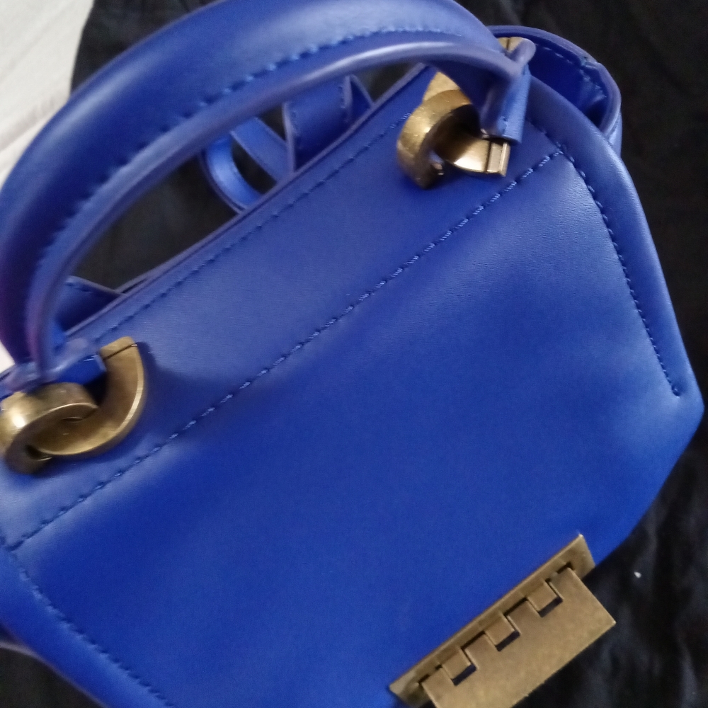 Backpack - Picture 5 of 7